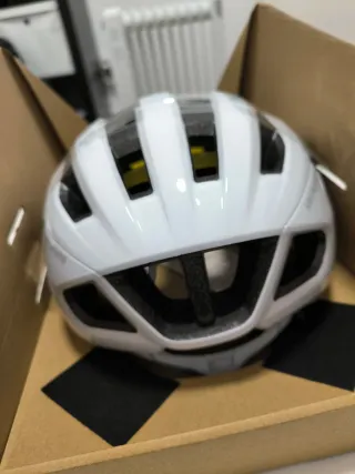 Casco Specialized Blanco y Amarillo
