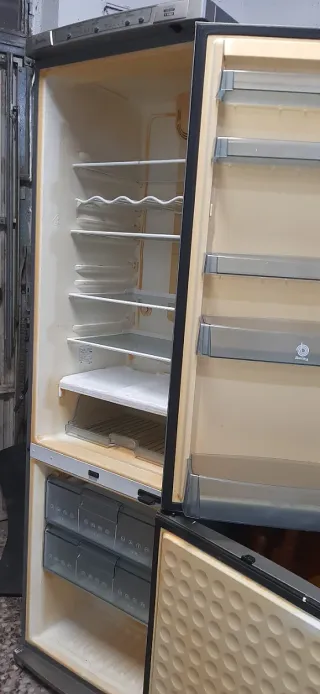 Frigorífico Balay plateado