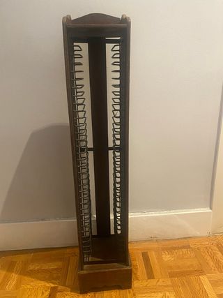 Porta CD de madera y metal