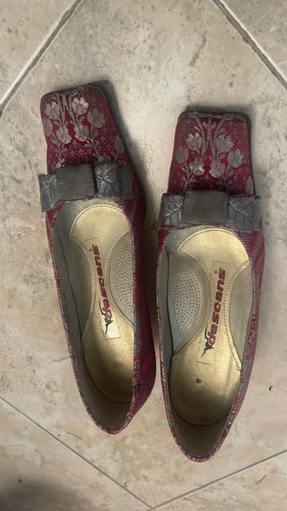 Traje de Fallera, manteletas y zapatos incluidos