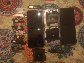 Samsung Galaxy Z Flip 4