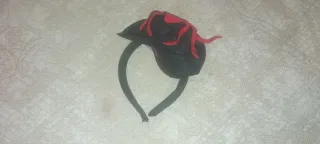 Sombrero araña negro y rojo