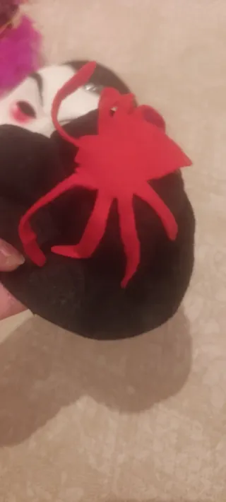 Sombrero araña negro y rojo