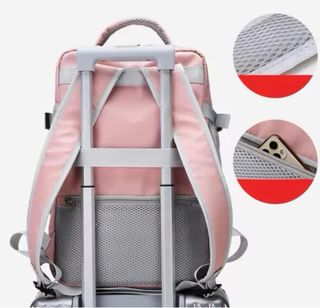 Mochila de viaje rosa y gris