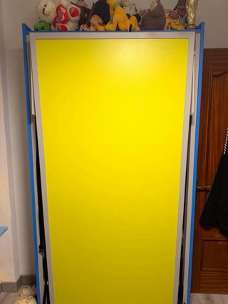 Cama Abatible Azul y Amarilla con colchon nuevo