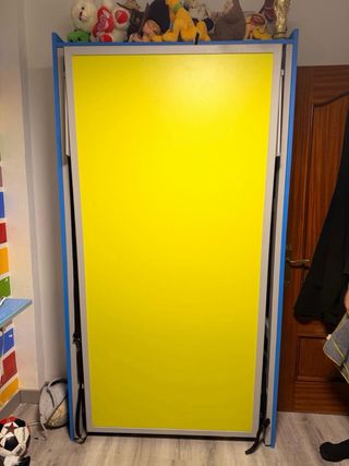 Cama Abatible Azul y Amarilla con colchon nuevo