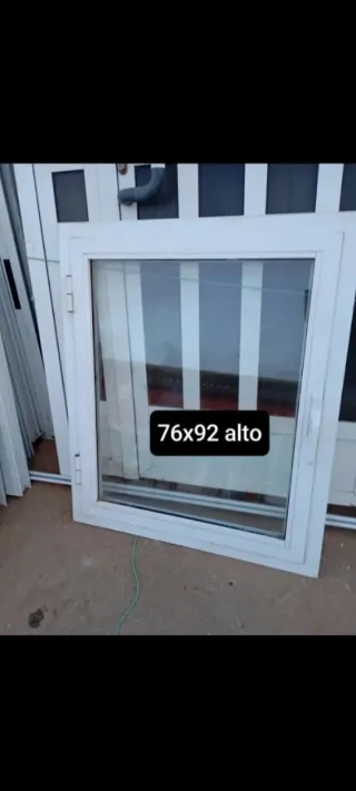 Ventana aluminio 90x179