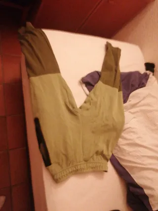 Pantalón Nike Tech Verde Oliva