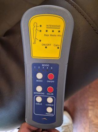 Sillón de  masaje y calor de polipiel