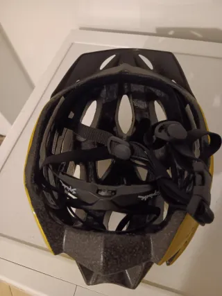 Capacete Spiuk Rhombus Dourado