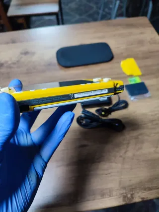 PSP 2004 Slim Amarillo The Simpsons