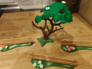 Lote Playmobil árbol y vallas