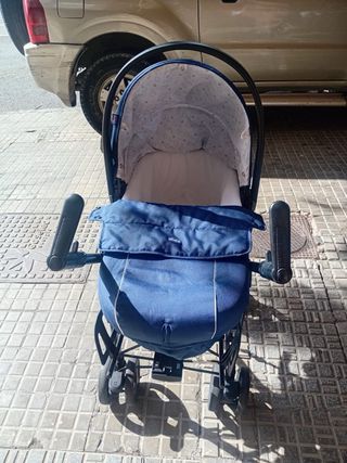 Carrito de bebé Chicco azul