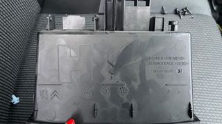 Porta-objetos / Gaveta Tablier Peugeot 207