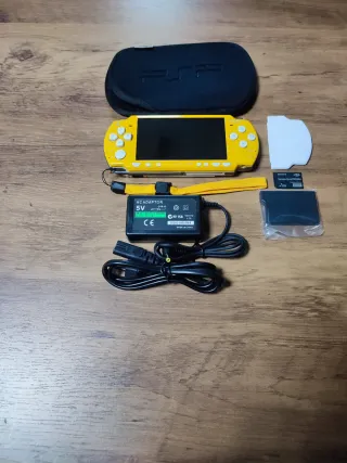 PSP Slim Amarillo 2004 The Simpsons