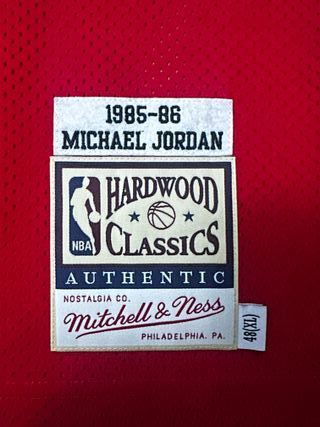 Camiseta Michael Jordan Bulls 85-86 Talla XL