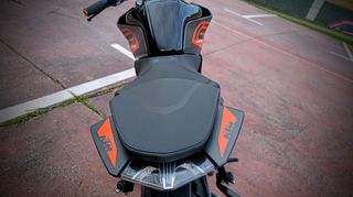 KTM Duke 125 2022 Negra/Naranja
