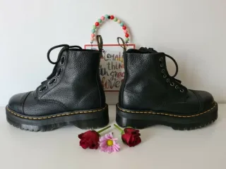 Botas Dr. Martens Negras