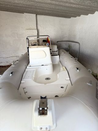 Zodiac Medline + 70 CV 4T + motor auxiliar + remol