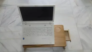 Mesa madera de bambú para ordenador portátil