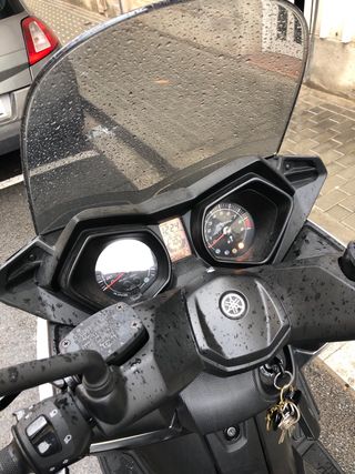 Yamaha XMAX 400 2017 Negro/Blanco