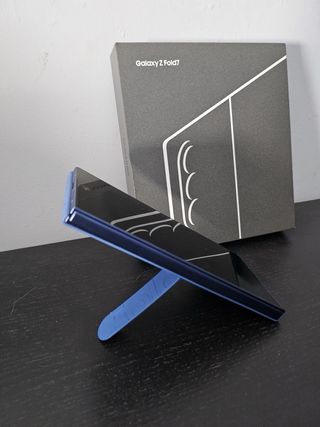 Samsung Galaxy Z Fold 7 Azul