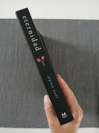 Libro 'Eternidad', Alyson Nöel