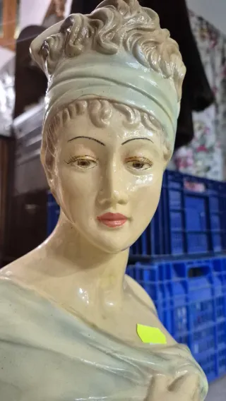 Busto de diosa griega