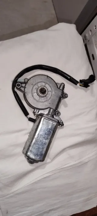 Motor elevalunas Renault Midlum DAF LF