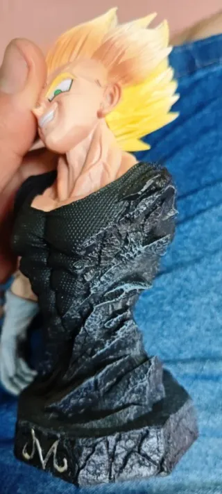 Busto Vegeta Majin