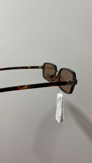 Occhiali da sole tartaruga dorati