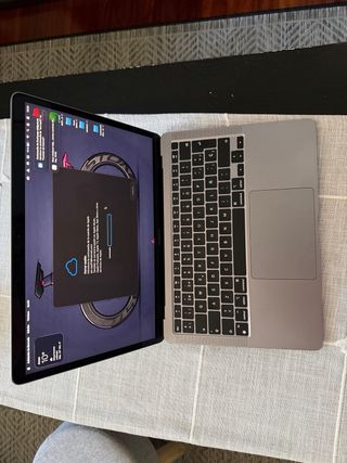 MacBook Air M1 8GB RAM Gris Espacial. Cero rascazo