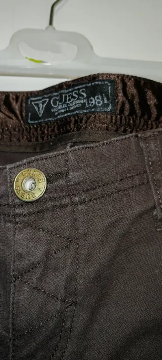 Guess Pantaloni Cargo da Donna Marrone