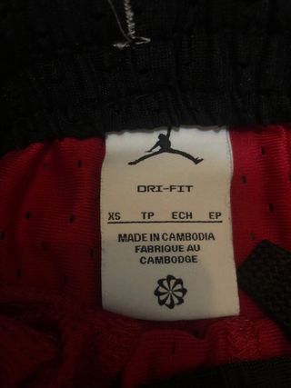 Pantalones Cortos Jordan Rojos y Negros
