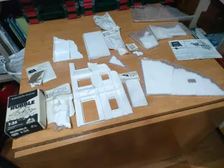 Maqueta Casa de Ciudad con Balcón Cubierto