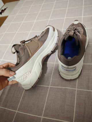 Nike Vomero Roam Talla 41