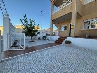 Casa pareada en venta en Centro en Torrevieja