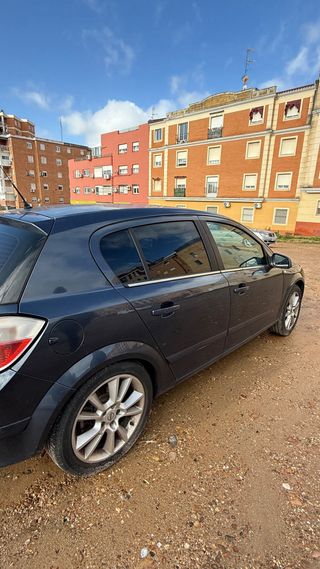 Opel Astra 2006