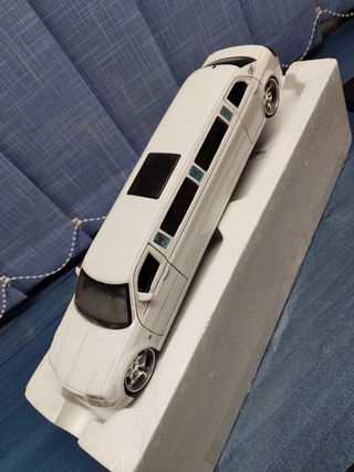 Coche de colección blanco