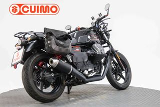 MOTO GUZZI V7 SPECIAL