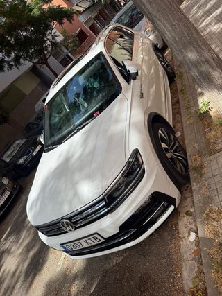 Volkswagen Tiguan 2019 FULL EXTRAS!!