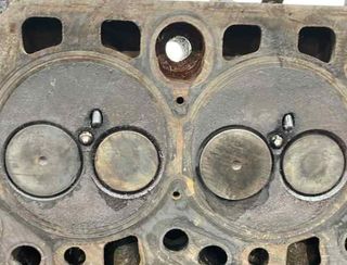 Ford 1s4q6090aa culata focus berlina (cak) 136840