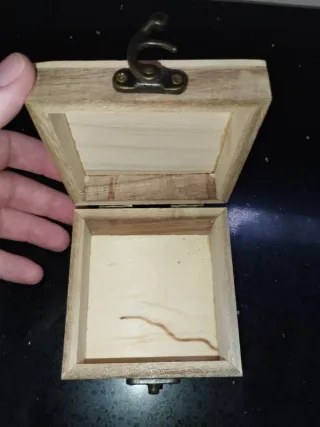 Caja de madera decorada barco pirata