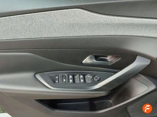 Peugeot 308 5P Allure Pack PureTech 130 S&S EAT8