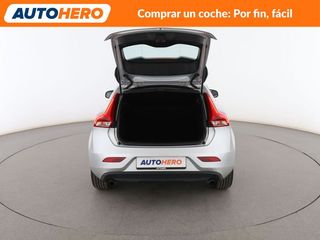 Volvo V40 2.0 D3 Momentum