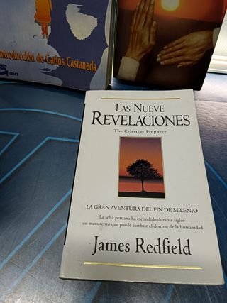 6 libros sobre Reiki + PRINCIPIOS DE YOGOTERAPIA + masaje tradicional chino y mas