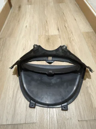 Carcasa Cuentakilómetros Piaggio X8