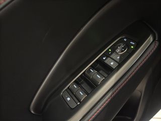 LEXUS LBX 1.5 136HP HEV ELEGANT PLUS BLACK 136 5P