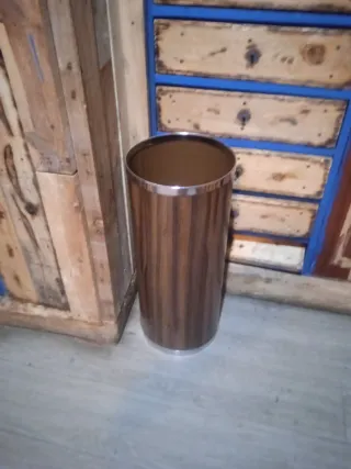 Paragüero imitación madera y metal