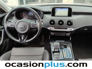 Kia Stinger 2.2 CRDi Style 4x2 Auto 147 kW (200 CV)